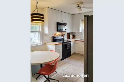 136 W 33rd Street, Holland, MI 49423 - Photo 2