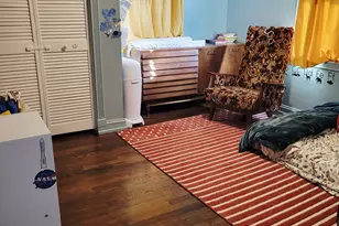 136 W 33rd St, Holland, MI 49423 - Photo 8