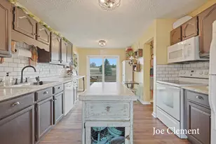 12700 Stebbins Ave NW, Sparta, MI 49345 - Photo 10