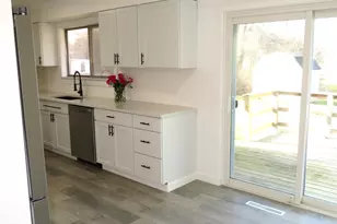 3122 Skander Dr, Flint, MI 48504 - Photo 8