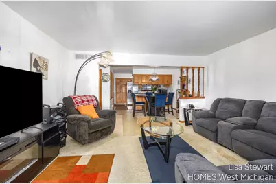 5951 Leisure South Drive SE, Grand Rapids, MI 49548 - Photo 10