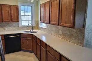 1406 Houseman Ave NE, Grand Rapids, MI 49505 - Photo 8