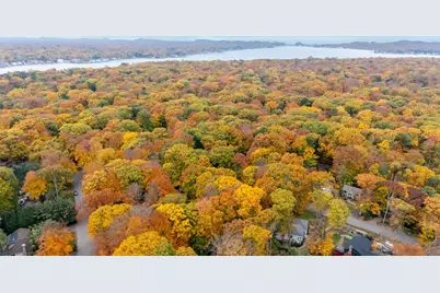 221 Foxdown Road, Holland, MI 49424 - Photo 36