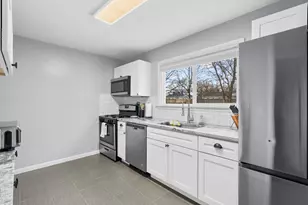 1920 Southern Ave, Kalamazoo, MI 49001 - Photo 12