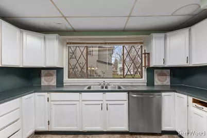 1332 Muskegon Avenue NW, Grand Rapids, MI 49504 - Photo 10