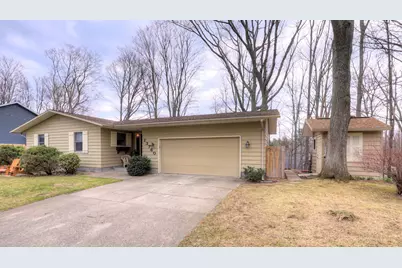 13760 Lakeshore Drive, Grand Haven, MI 49417 - Photo 6