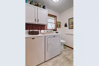 13760 Lakeshore Drive, Grand Haven, MI 49417 - Photo 36