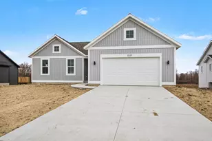 5337 Margot Ln, Allendale, MI 49401 - Photo 2