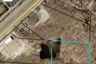 19747 US-12, New Buffalo, MI 49117 - Photo 1