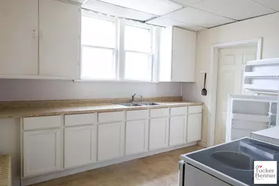 293 N 3rd Avenue, Fruitport, MI 49415 - Photo 4