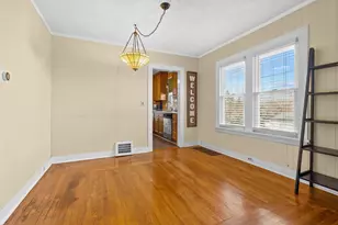 325 Whitcomb St, Kalamazoo, MI 49001 - Photo 8