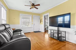 325 Whitcomb St, Kalamazoo, MI 49001 - Photo 6