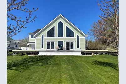 8579 Bayview Road, Onekama, MI 49675 - Photo 10