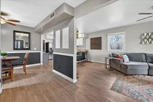 8915 Deering St, Livonia, MI 48150 - Photo 8