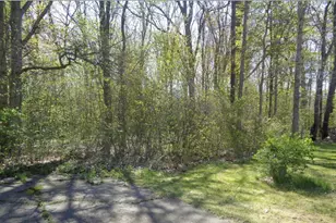 8480 Rosecrest Ct, Shelby, MI 48316 - Photo 1