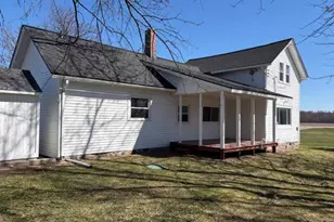 7785 Saddlebag Lake Rd, Lake Odessa, MI 48849 - Photo 4