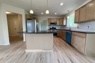4257 Old Farm Dr, Wayland, MI 49348 - Photo 2