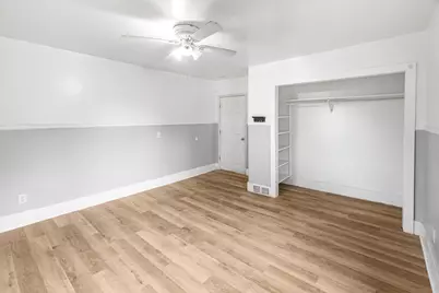 7335 Wiegand Boulevard, Center Line, MI 48015 - Photo 10