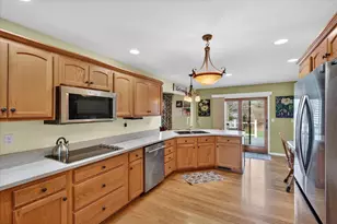 185 Hickory Hills, Marshall, MI 49068 - Photo 14