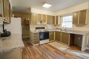 8365 Greenwood Ln, Newaygo, MI 49337 - Photo 2