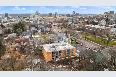 460 E Fulton Street E #2, Grand Rapids, MI 49503 - Photo 2