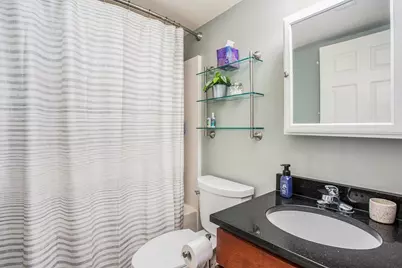 460 E Fulton Street E #2, Grand Rapids, MI 49503 - Photo 8