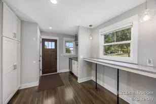 2412 Lake Dr SE, Grand Rapids, MI 49506 - Photo 16