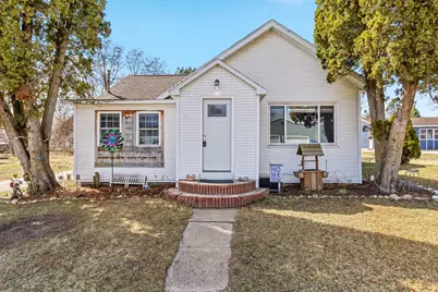 125 N A Street, Trufant, MI 49347 - Photo 1