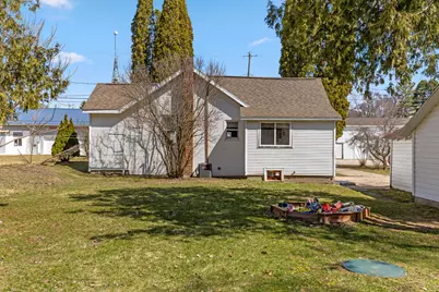 125 N A Street, Trufant, MI 49347 - Photo 18