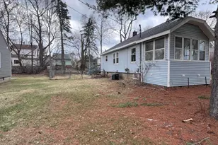 2646 Bow St, Jackson, MI 49203 - Photo 2