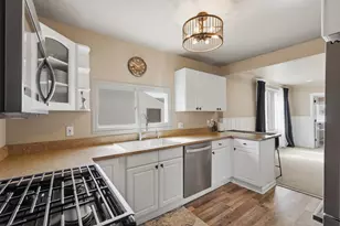 1700 S Hughes Rd, Brighton, MI 48114 - Photo 6