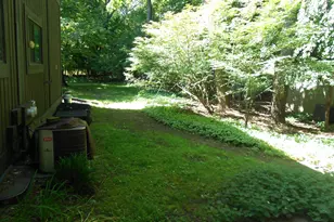 129 Balmoral Ct, Kalamazoo, MI 49006 - Photo 26