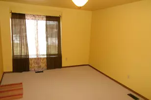 129 Balmoral Ct, Kalamazoo, MI 49006 - Photo 14