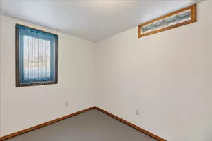 8949 Stadium Dr, Kalamazoo, MI 49009 - Photo 30