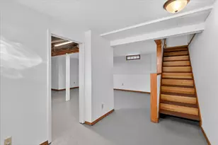 8949 Stadium Dr, Kalamazoo, MI 49009 - Photo 32