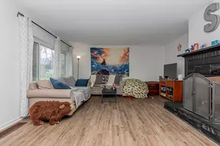 401 W St Marys St, Decatur, MI 49045 - Photo 10