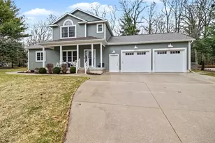 5218 Jackson Ct, Montague, MI 49437 - Photo 1