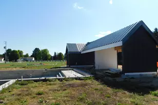 204 Landmark St, Sparta, MI 49345 - Photo 28