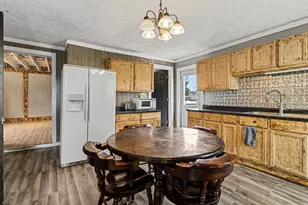 202 E Arbor St, Marcellus, MI 49067 - Photo 6