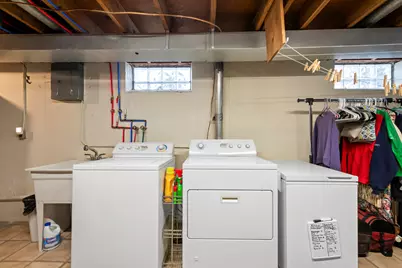 30358 W Chicago, Livonia, MI 48150 - Photo 32