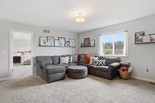 7753 Fox Trace Rd, Dexter, MI 48130 - Photo 18