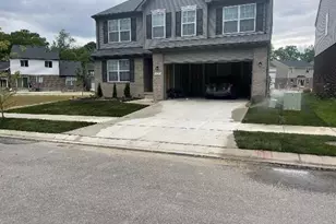 1687 Maple Leaf Ln, Ypsilanti, MI 48198 - Photo 2