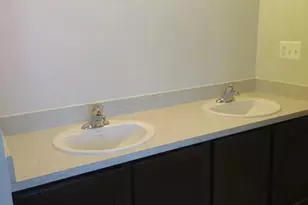 1687 Maple Leaf Ln, Ypsilanti, MI 48198 - Photo 8