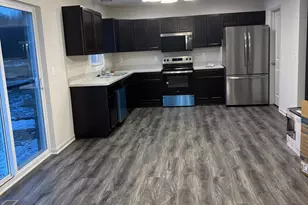 1687 Maple Leaf Ln, Ypsilanti, MI 48198 - Photo 4