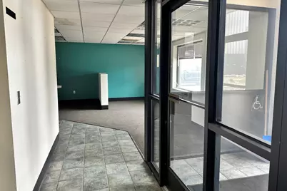 420 N Whitehall Road #E, Muskegon, MI 49445 - Photo 4