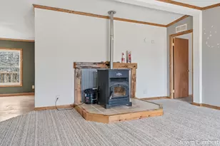 762 Dollies Ln, Hastings, MI 49058 - Photo 6