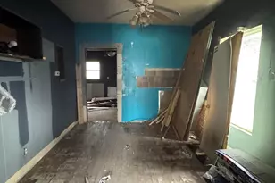 396 Upton Ave, Battle Creek, MI 49037 - Photo 4