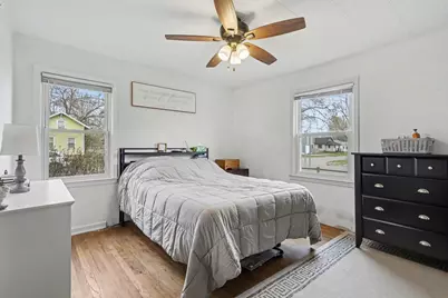 118 W Hoffman Street, Three Rivers, MI 49093 - Photo 4