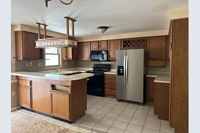 560 N Green Creek Road, Muskegon, MI 49445 - Photo 4