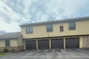 41535 Bedford Dr, Canton, MI 48187 - Photo 40